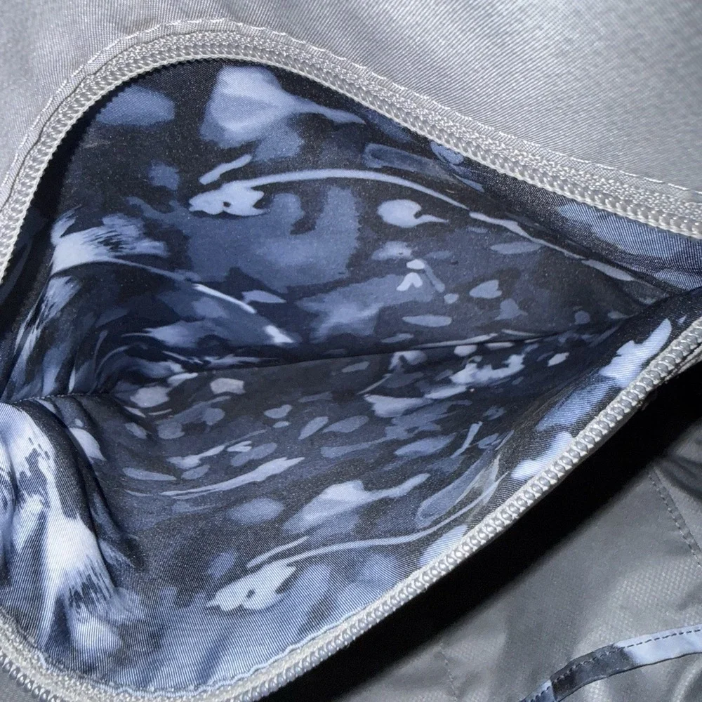 TUMI Navy Blue Nylon Silver Medium Backpack Book Bag Work Commuter Bag